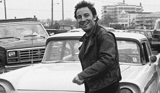 “Bruce Springsteen In Focus: 1980-2012” Offers Stunning Looks Back At The Boss