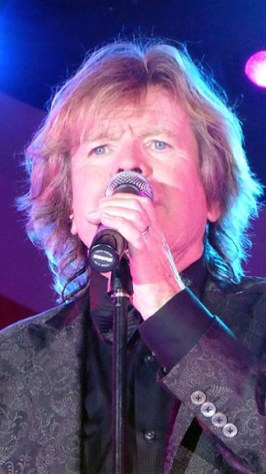 Peter Noone chats about upcoming shows with Micky Dolenz, New York, California, Manchester, and more