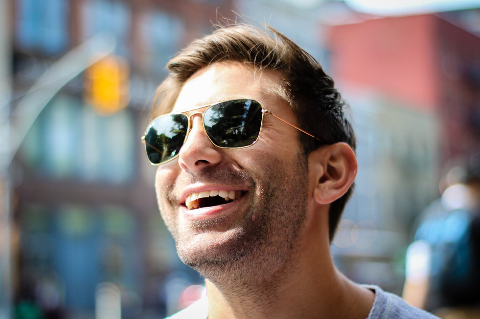 5 Suave Men’s Sunglass Styles for Summer